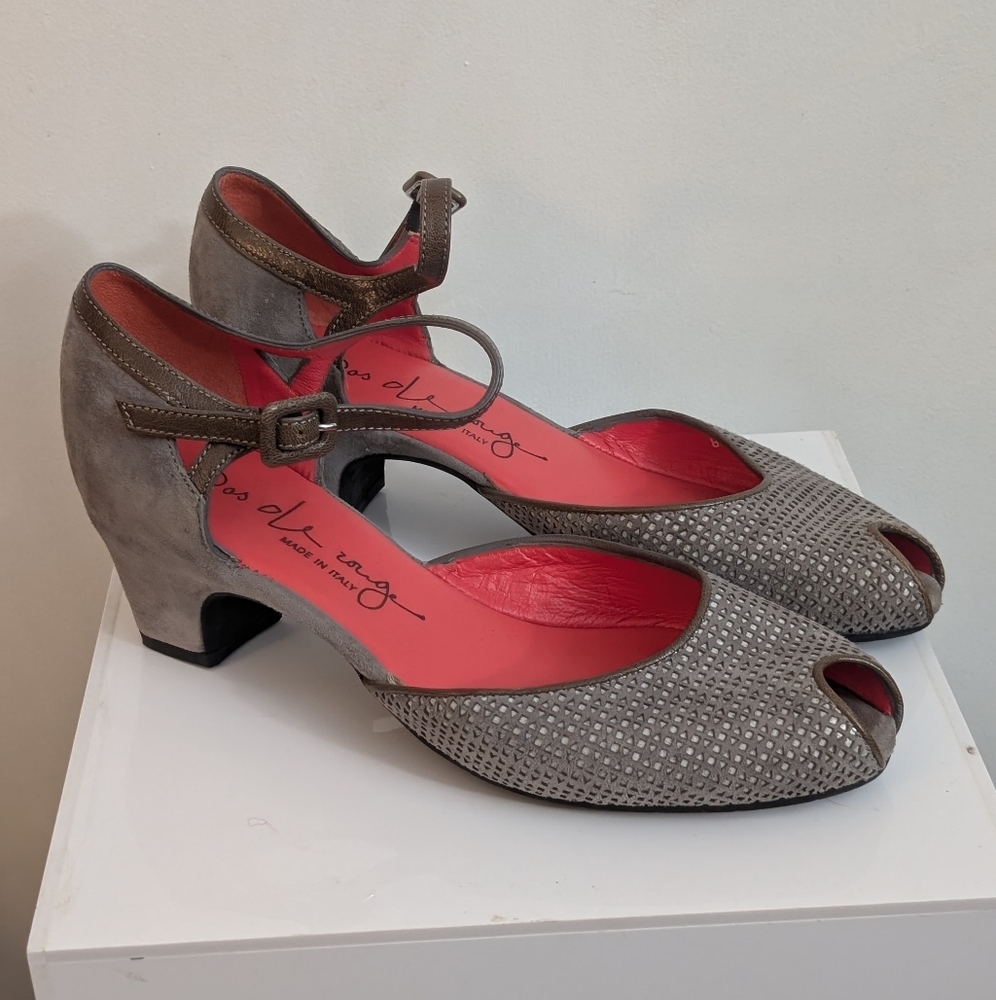 Pas De Rouge Made In Italy Shoes Size 38.5 View 2